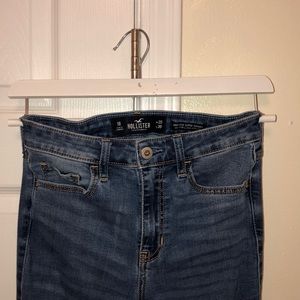 Hollister High Rise, High Waisted Jeans